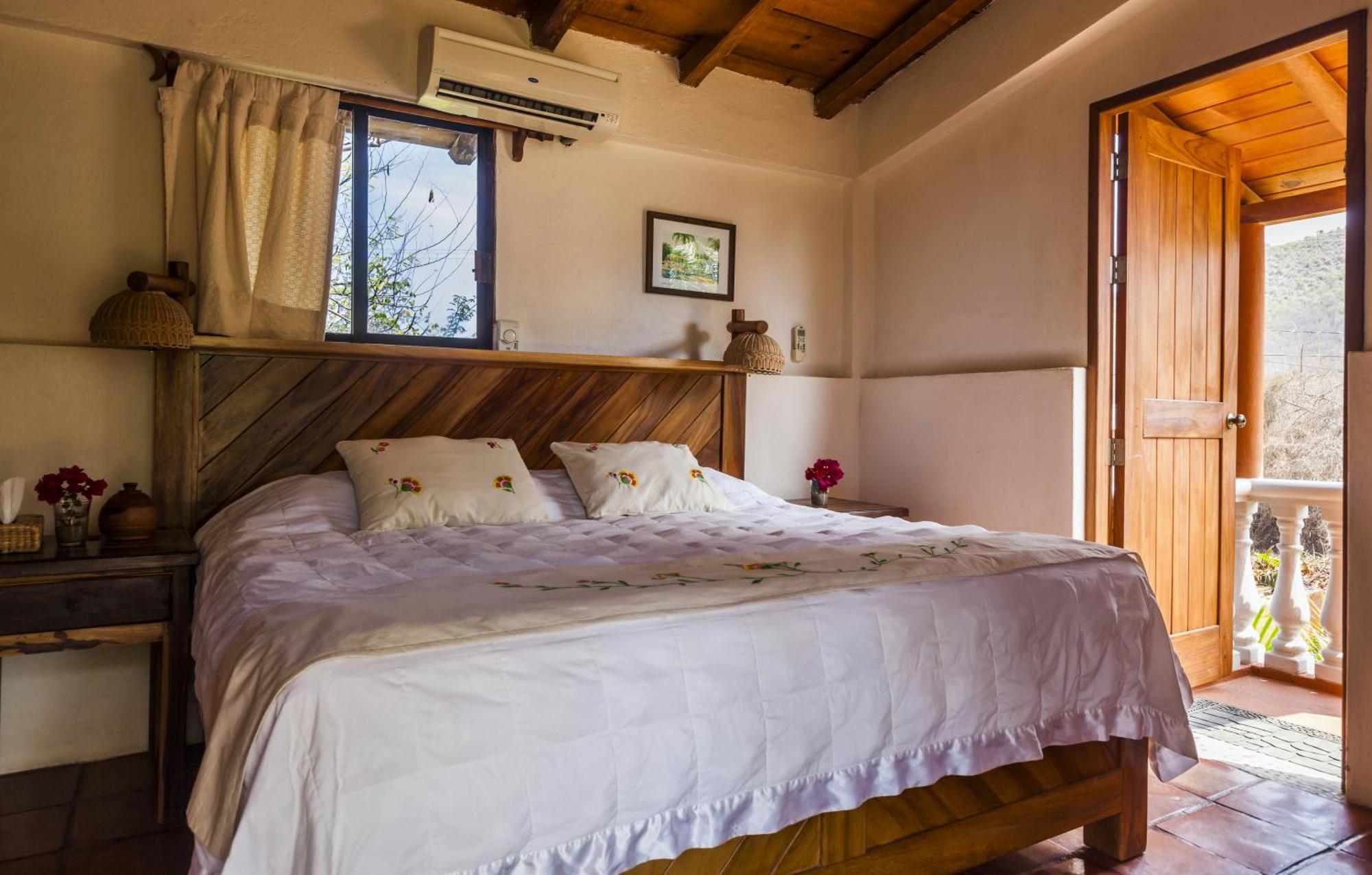 Casa Manzanillo B&B 트론코네스 외부 사진